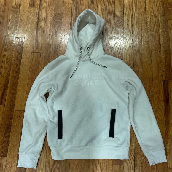 American Eagle Outfitters Other - American Eagle men’s size small hoodie fuzzy
